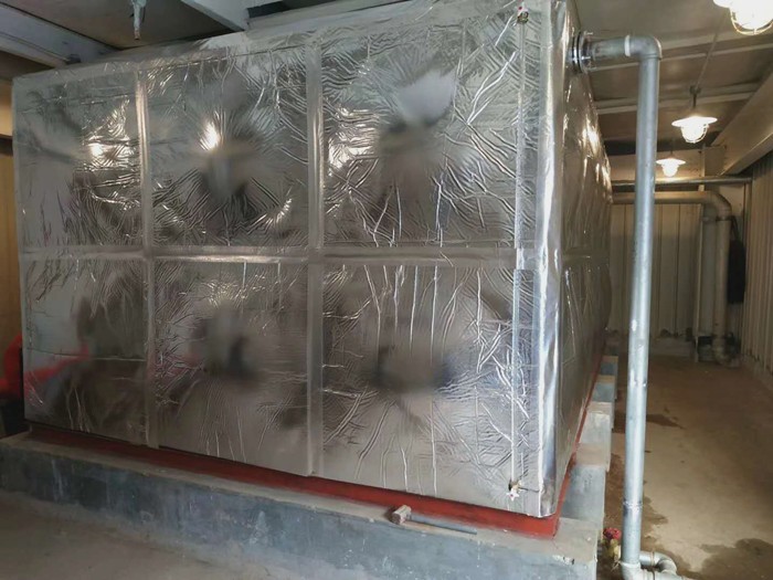 什么是不锈钢保温水箱？